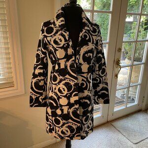 Women's Black & White Graphic Topper/Jacket 2 Front Pockets Size M